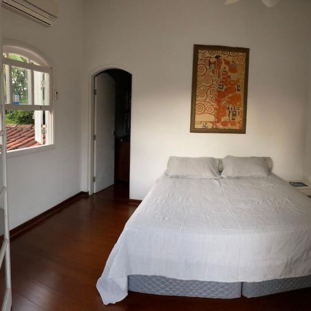Casa Perequê 100 metros da praia Ilhabela Exterior foto